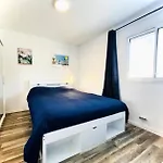 Port Vincent - Deux Pièces Avec Piscine Mae-3333 *
