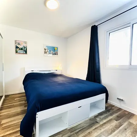 Port Vincent - Deux Pieces Avec Piscine Mae-3333 *