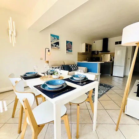 Port Vincent - Deux Pieces Avec Piscine Mae-3333