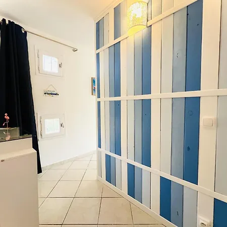 Port Vincent - Deux Pieces Avec Piscine Mae-3333 Apartment *
