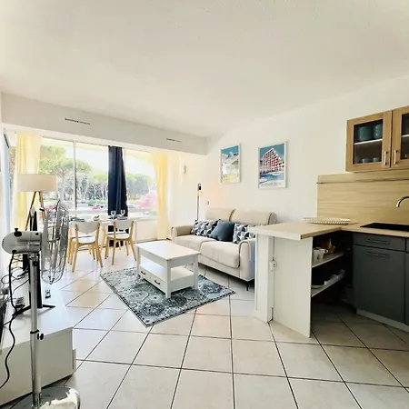 Port Vincent - Deux Pieces Avec Piscine Mae-3333 Apartment *